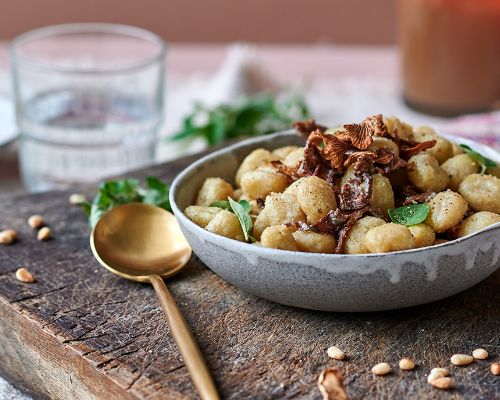 Poêlée de gnocchis aux chanterelles